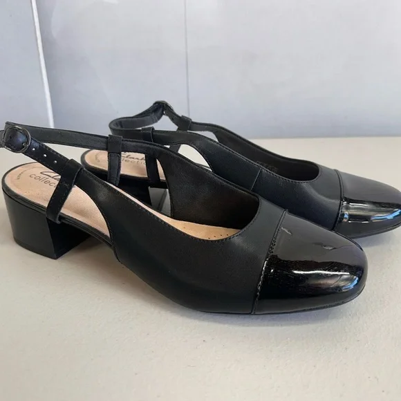Clarks Black Women's Shoes - Picture 1 of 7